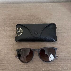 Ray-Ban Brown Sunglasses with Case